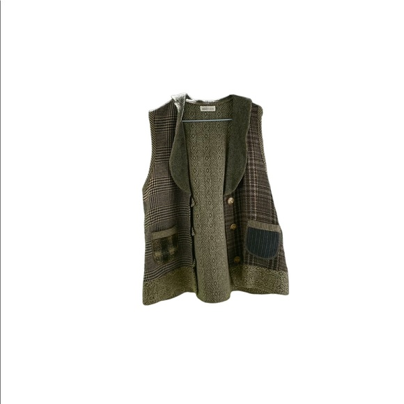 Handmade Mfa Boston repurposed sweater vest - Picture 2 of 13